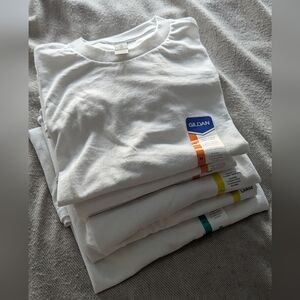 Gildan blank t-shirts